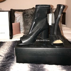 Black Zara bootie